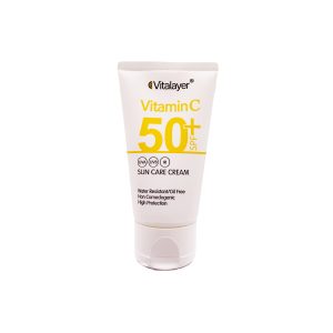 فلوئید ضد آفتاب ویتالیر SPF50 حاوی ویتامین C – محافظ پوست در برابر آفتاب